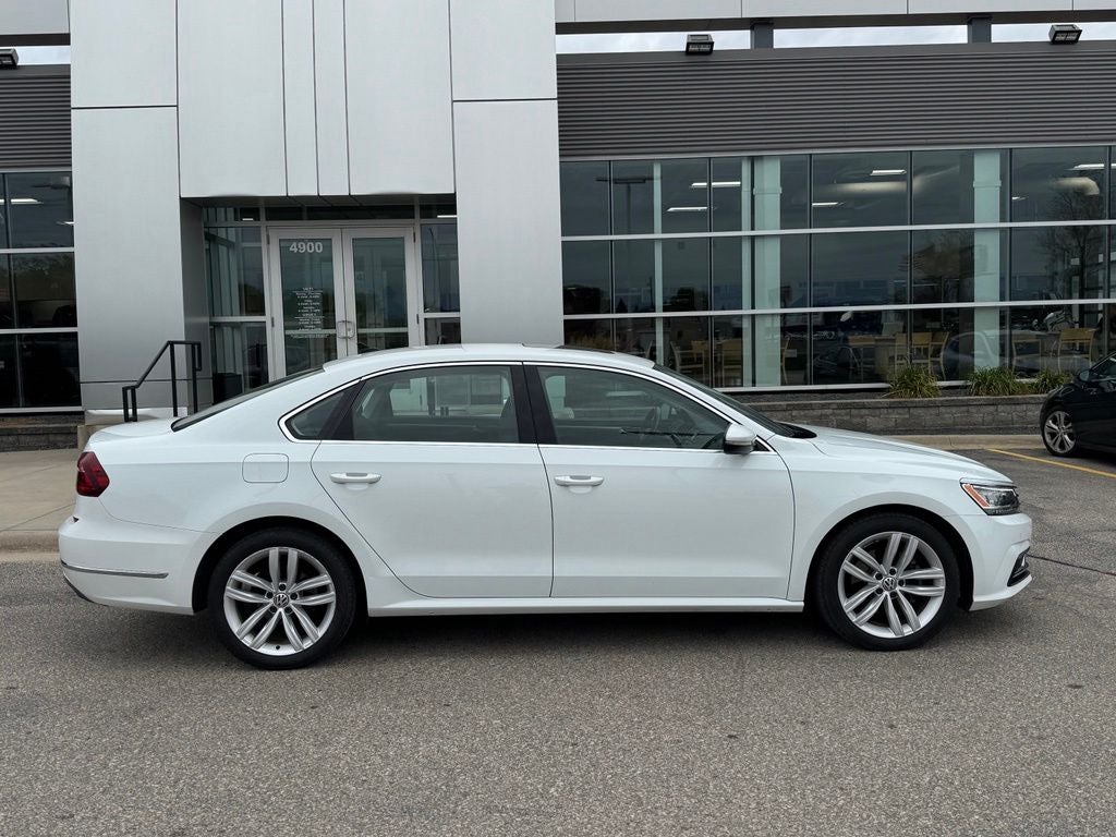 2018 Volkswagen Passat 2.0T SE