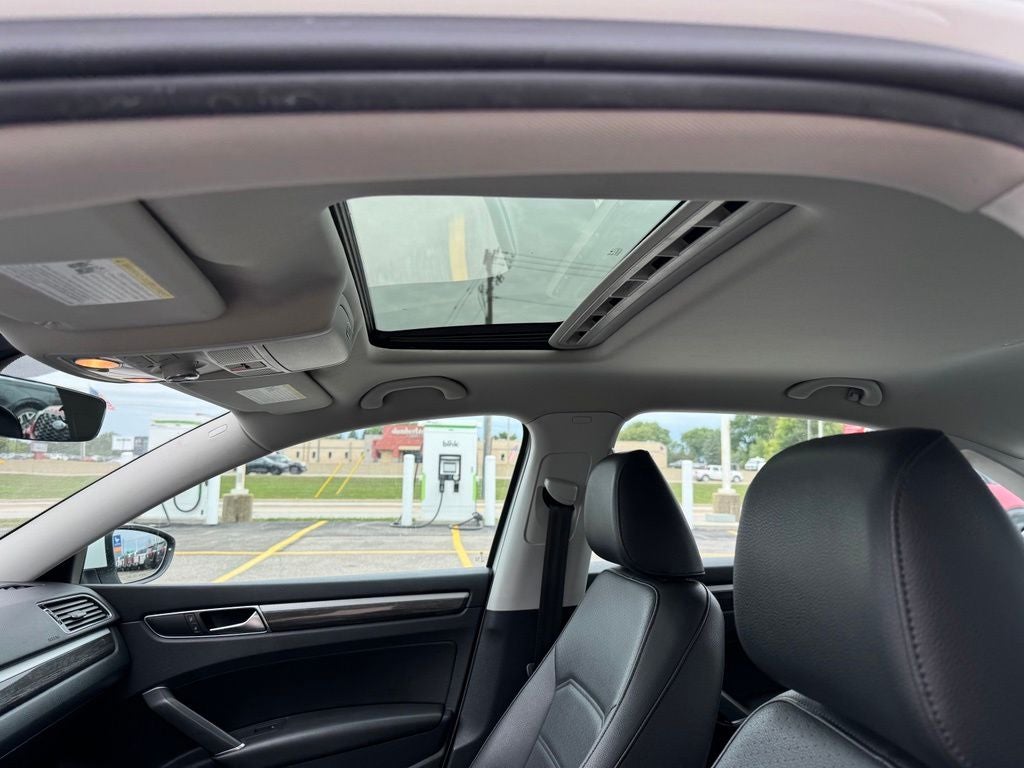 2018 Volkswagen Passat 2.0T SE