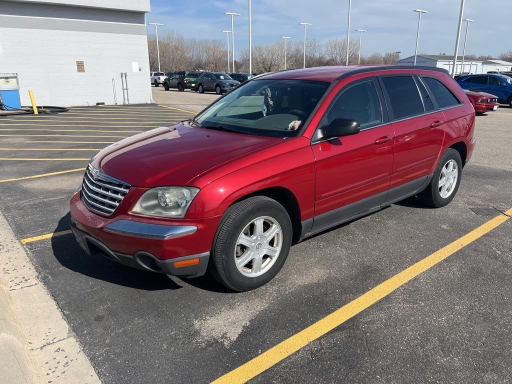 Used 2005 Chrysler Pacifica Touring with VIN 2C4GM68495R533474 for sale in Rochester, Minnesota
