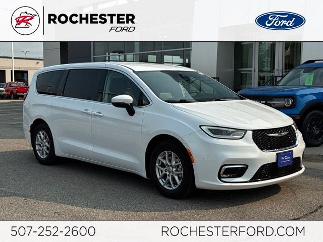 2023 Chrysler Pacifica