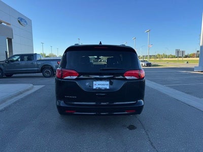 2020 Chrysler Voyager LXI