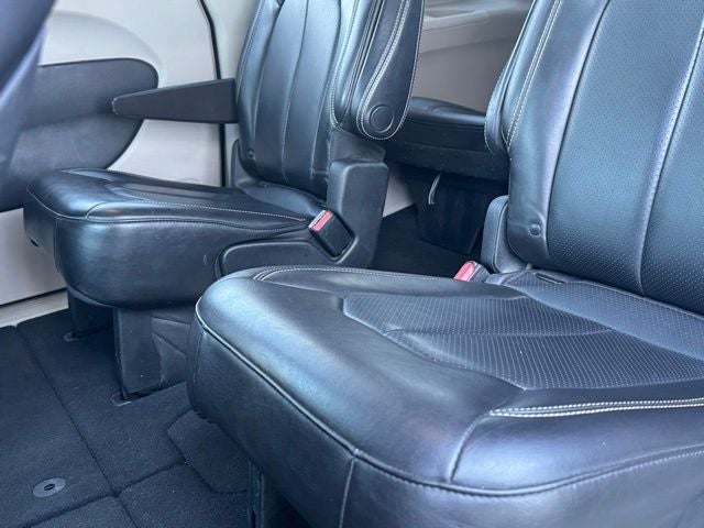 2020 Chrysler Voyager LXI