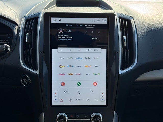 2023 Ford Edge SEL w/ Panoramic Moonroof + Heated Steering Wheel