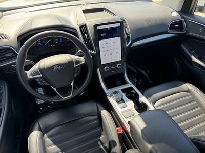2023 Ford Edge SEL w/ Panoramic Moonroof + Heated Steering Wheel