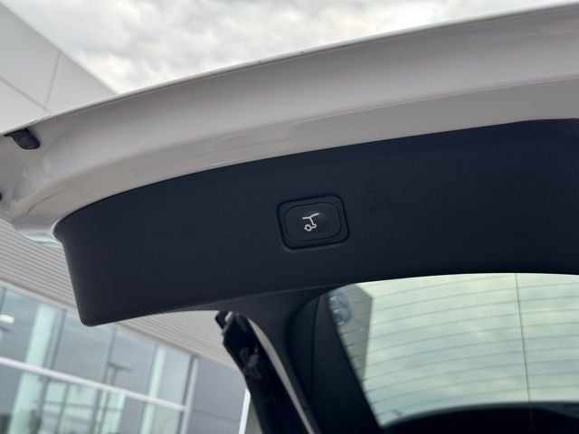 2023 Ford Edge SEL w/ Panoramic Moonroof + Heated Steering Wheel