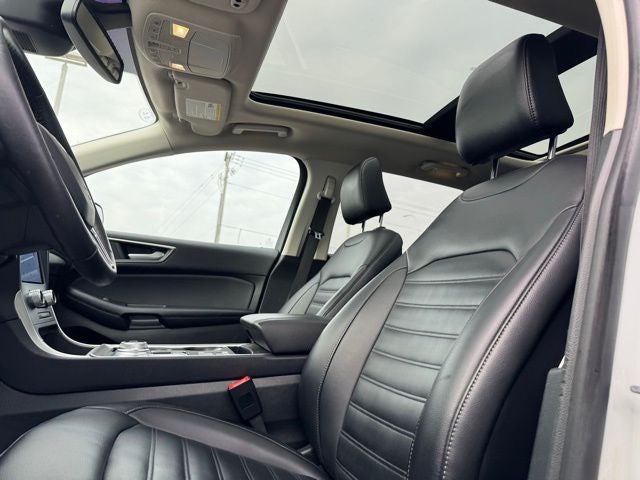 2023 Ford Edge SEL w/ Panoramic Moonroof + Heated Steering Wheel