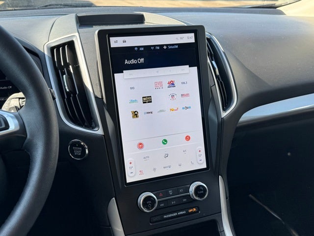 2024 Ford Edge SEL w/ Heated Steering Wheel + Trailer Tow Package