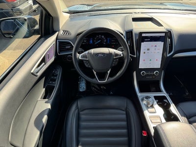 2024 Ford Edge SEL w/ Heated Steering Wheel + Trailer Tow Package