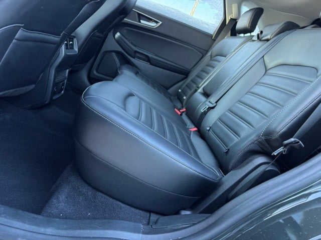 2024 Ford Edge SEL w/ Panoramic Moonroof + Heated Steering Wheel