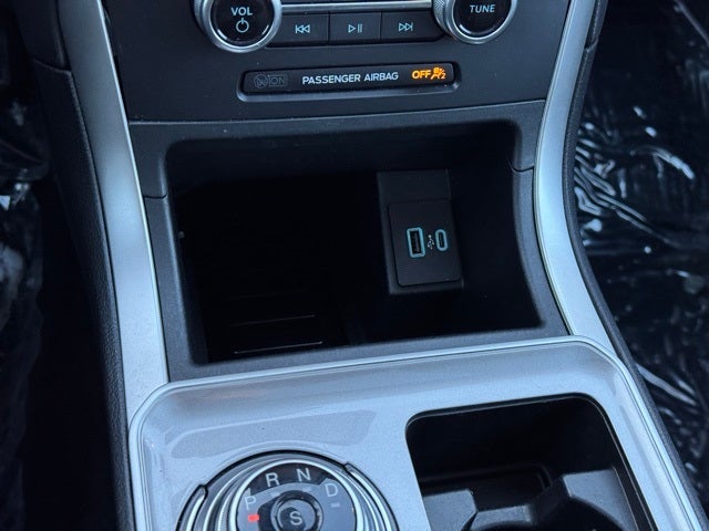 2024 Ford Edge SEL w/ Panoramic Moonroof + Heated Steering Wheel