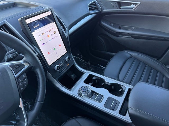 2024 Ford Edge SEL w/ Panoramic Moonroof + Heated Steering Wheel