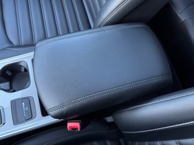 2024 Ford Edge SEL w/ Panoramic Moonroof + Heated Steering Wheel