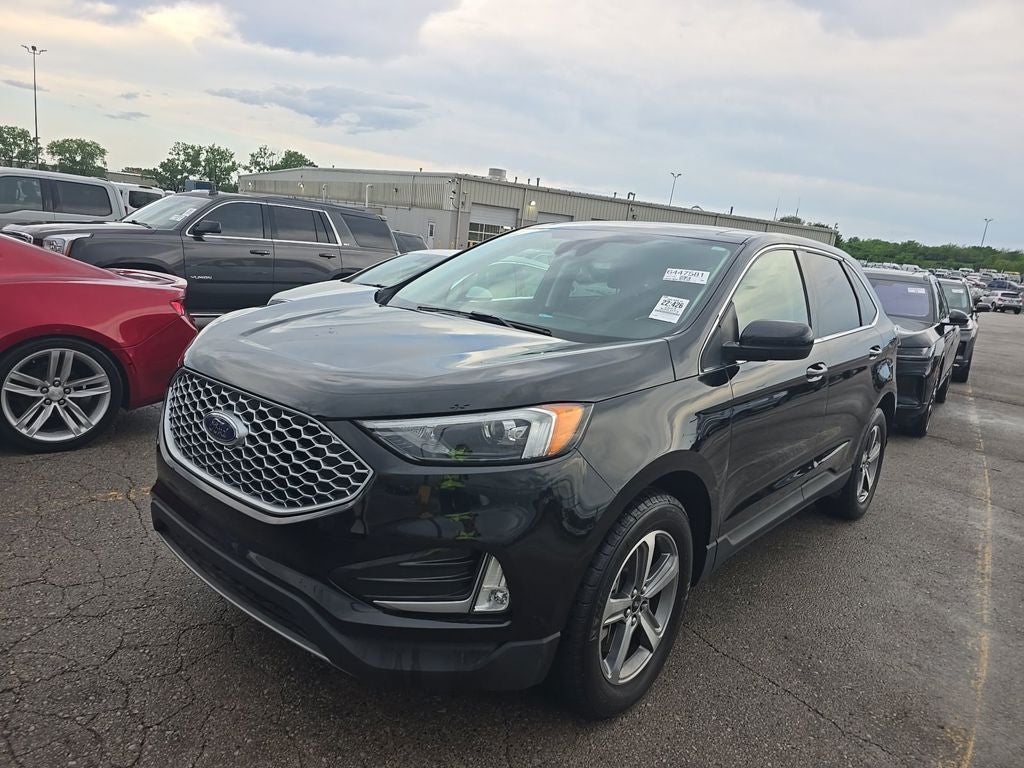 Used 2023 Ford Edge SEL with VIN 2FMPK4J99PBA17946 for sale in Rochester, Minnesota