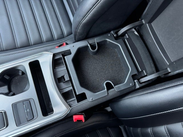 2022 Ford Edge SEL w/ Heated Steering Wheel + Power Liftgate