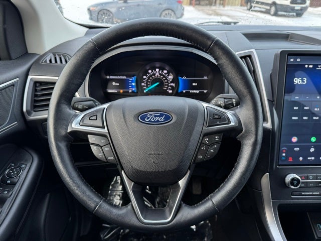 2022 Ford Edge SEL w/ Heated Steering Wheel + Power Liftgate