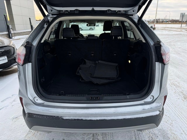 2022 Ford Edge SEL w/ Heated Steering Wheel + Power Liftgate