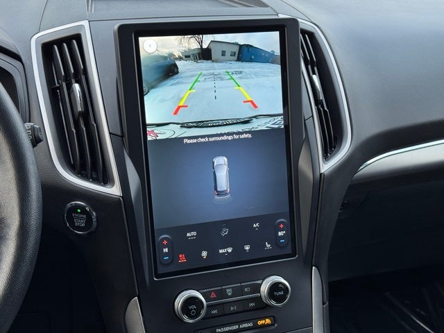 2022 Ford Edge SEL w/ Heated Steering Wheel + Power Liftgate