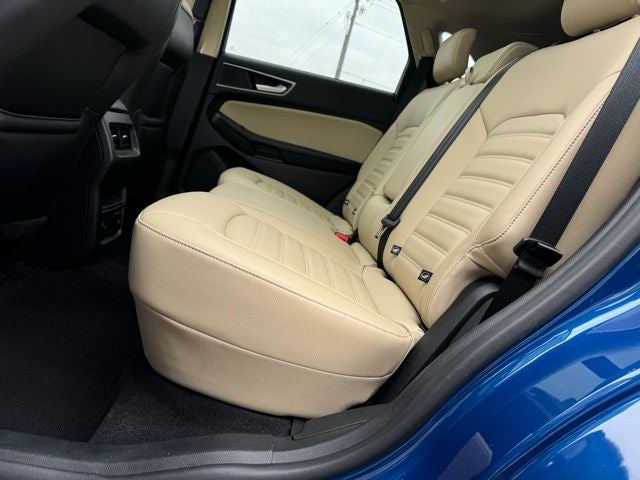 2023 Ford Edge SEL w/ Twin Panel Moonroof + Trailer Tow Package