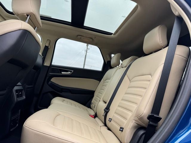 2023 Ford Edge SEL w/ Twin Panel Moonroof + Trailer Tow Package