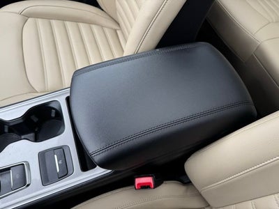 2023 Ford Edge SEL w/ Twin Panel Moonroof + Trailer Tow Package