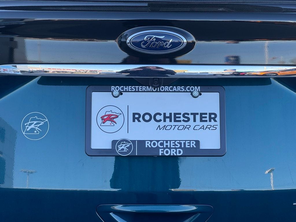 2020 Ford Edge Titanium