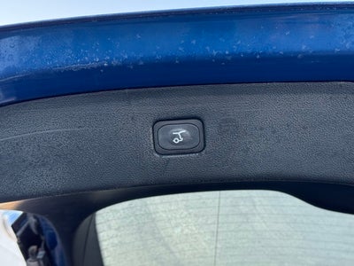 2022 Ford Edge Titanium w/ Panoramic Moonroof + Trailer Tow Package