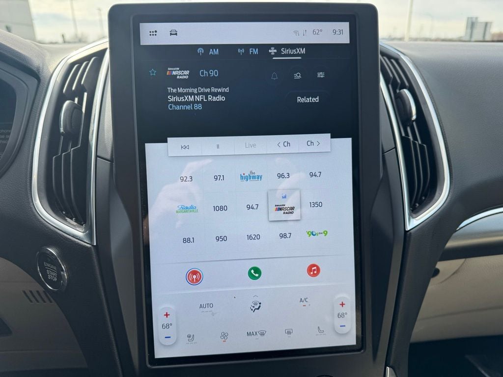 2024 Ford Edge Titanium