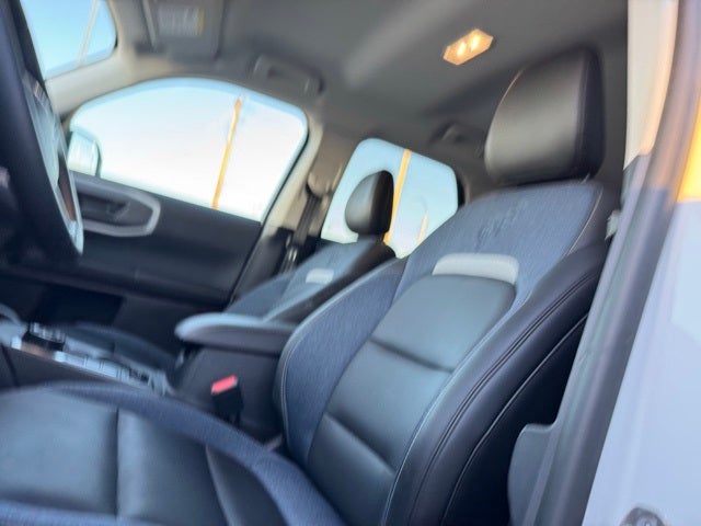 2025 Ford Bronco Sport Outer Banks w/ Heated Steering Wheel + Tech Package