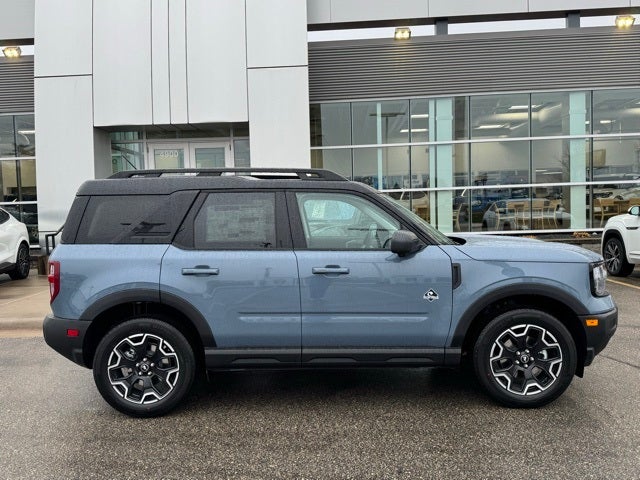 2025 Ford Bronco Sport Outer Banks w/Power Moonroof + B&O Radio