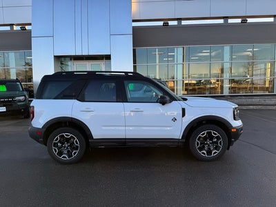 2025 Ford Bronco Sport Outer Banks w/Heated Steering Wheel + B&O Sound System