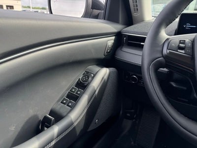 2025 Ford Mustang Mach-E Premium w/ Panoramic Fixed-Glass Roof