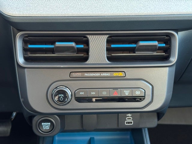 2025 Ford Maverick XLT w/Heated Front Seats