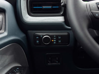 2026 Ford Maverick XLT w/4k Tow + Power Moonroof