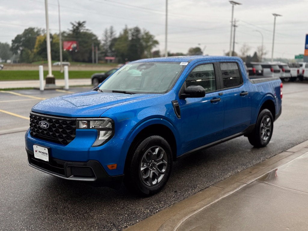 2026 Ford Maverick XLT w/4k Tow + Power Moonroof