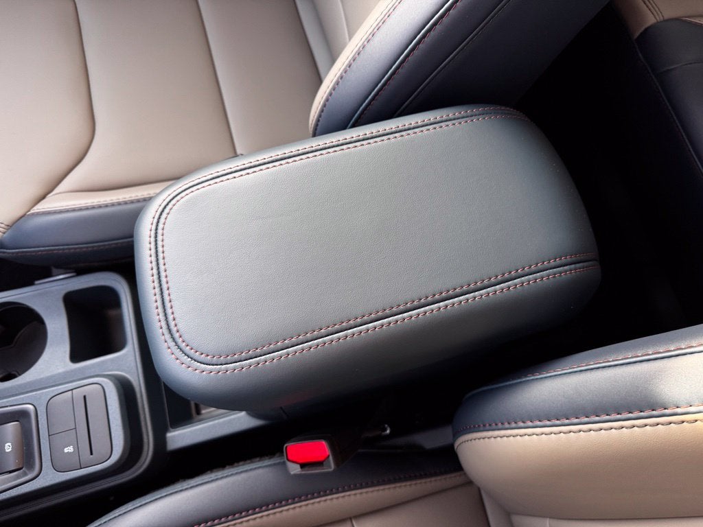 2026 Ford Maverick Lariat w/Power Moonroof