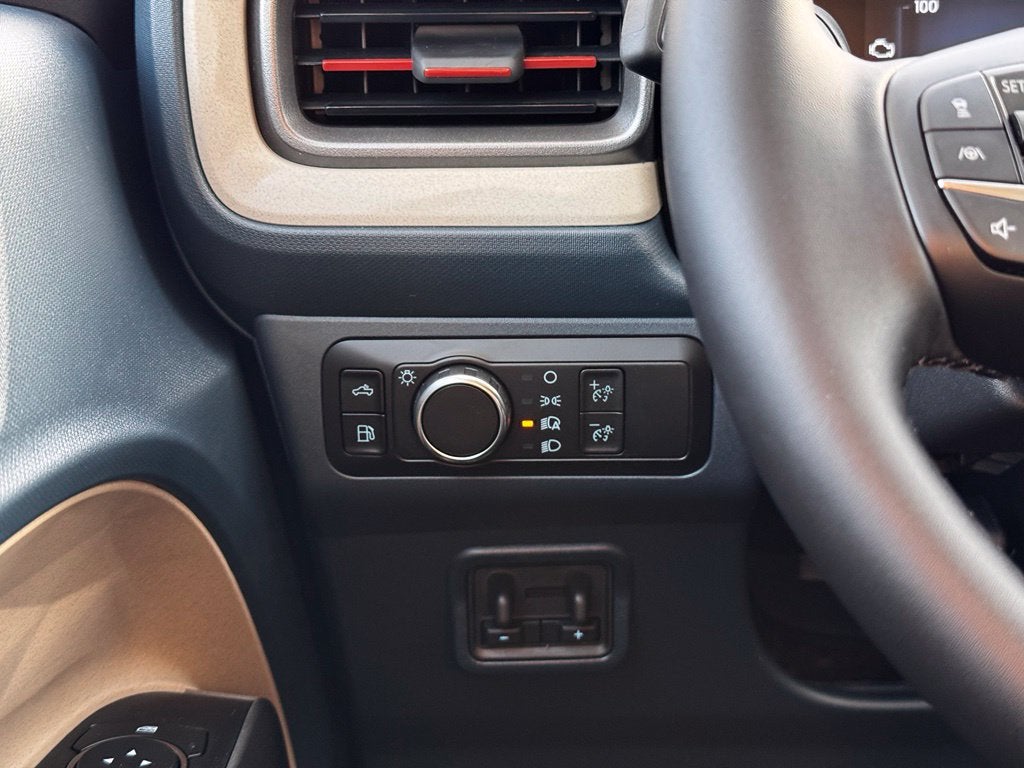 2026 Ford Maverick Lariat w/Power Moonroof