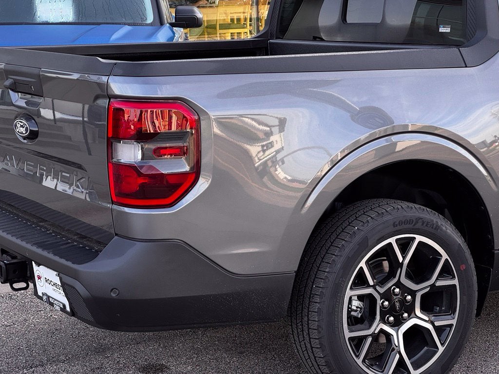 2026 Ford Maverick Lariat w/Power Moonroof
