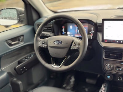 2026 Ford Maverick Lariat w/ 4k Tow and Black Appearance