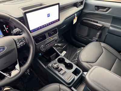 2026 Ford Maverick Lariat w/ 4k Tow and Black Appearance