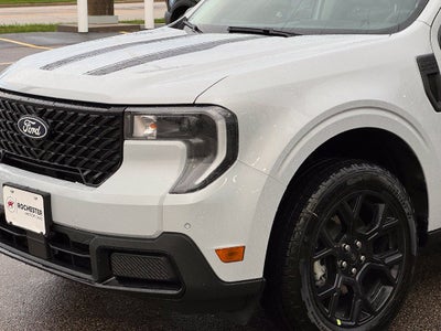 2026 Ford Maverick Lariat w/ 4k Tow and Black Appearance