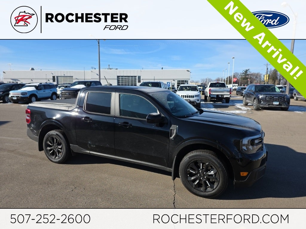 2024 Ford Maverick Lariat w/ Power Moonroof + 4K Tow Package