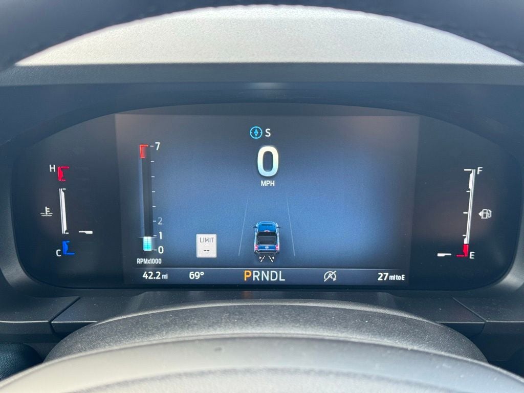 2026 Ford Maverick Lariat w/4k Tow + Power Moonroof