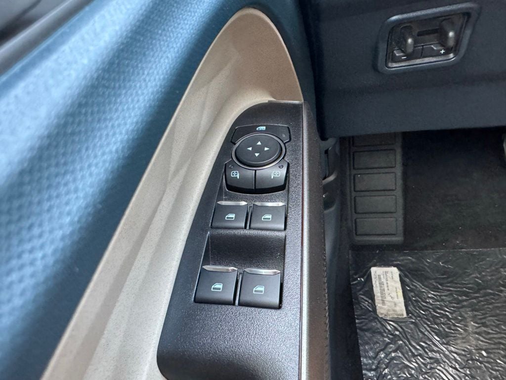 2026 Ford Maverick Lariat w/4k Tow + Power Moonroof