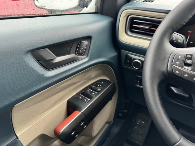 2026 Ford Maverick Lariat w/ Tow Package