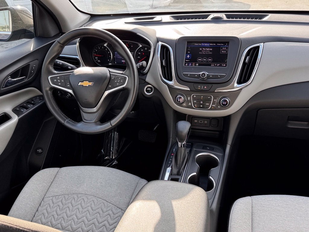2022 Chevrolet Equinox LT w/Heated Seats