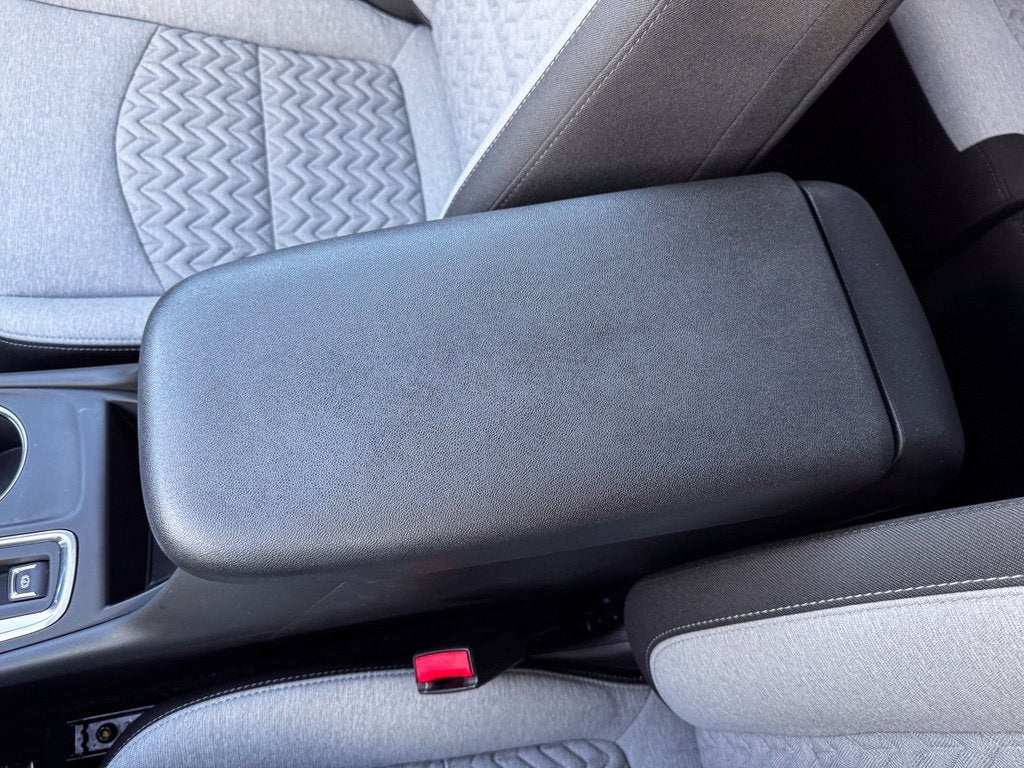 2022 Chevrolet Equinox LT w/Heated Seats