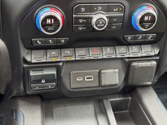 2022 GMC Sierra 1500 Limited AT4