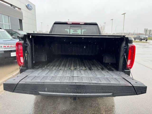 2022 GMC Sierra 1500 Limited AT4