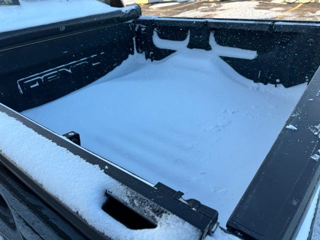 2017 GMC Sierra 1500 Denali w/ Heated Steering Wheel + Remote Start