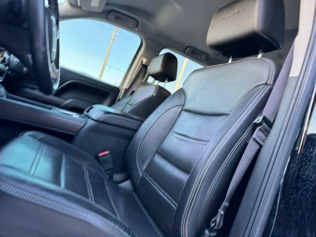 2017 GMC Sierra 1500 Denali w/ Heated Steering Wheel + Remote Start